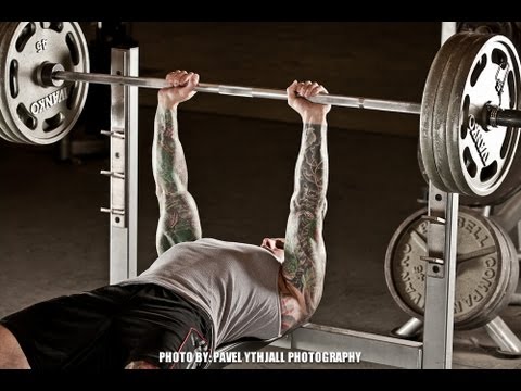 Close-Grip Bench Press Tips by Jim Stoppani